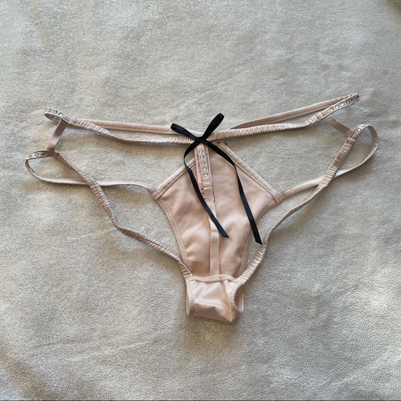 NWT Victoria’s Secret Dream Angels Strappy Satin Shine Cheekini Panty - Picture 7 of 8